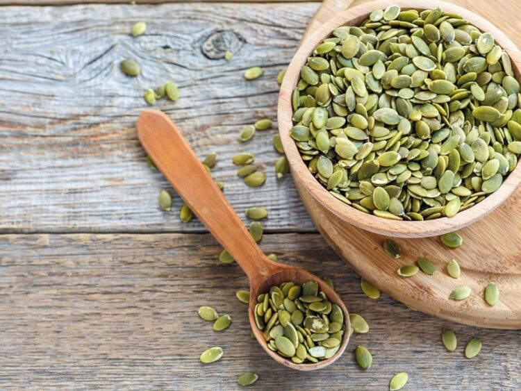 hạt bí ngô thực phẩm giàu chất sắt